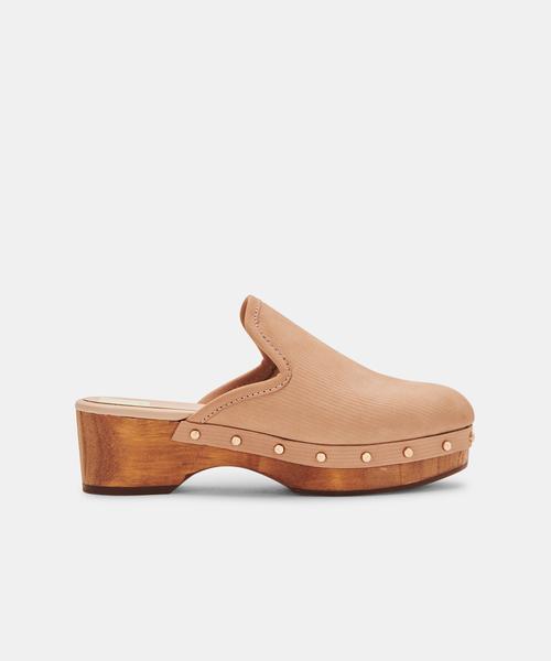 CLOSEN CLOGS IN CAMEL NUBUCK - Click Image to Close