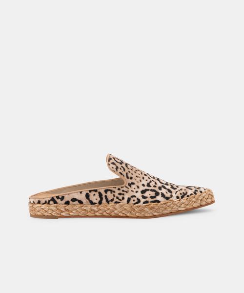 ODIS FLATS IN NATURAL-WHITE RAFFIA