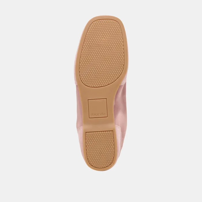 ITZY SNEAKERS PINK SATIN
