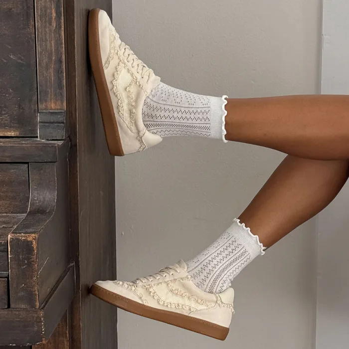 POINTELLE SOCKS WHITE